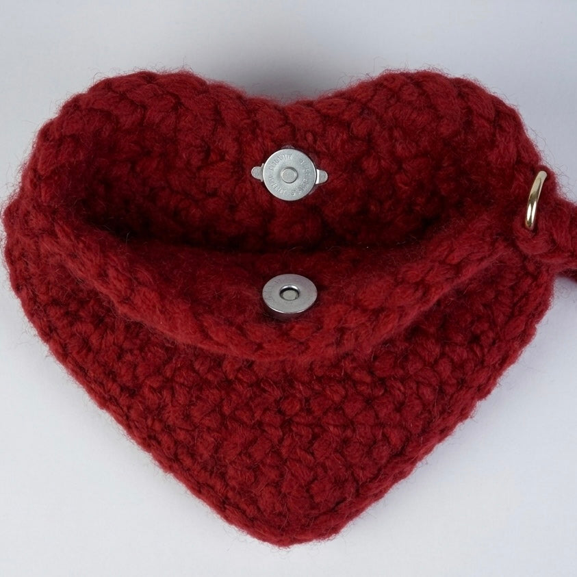 Scarlet Love Knot