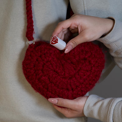 Scarlet Love Knot