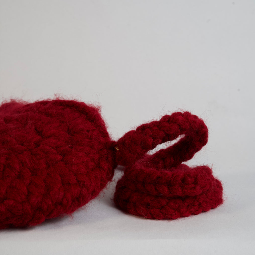 Scarlet Love Knot